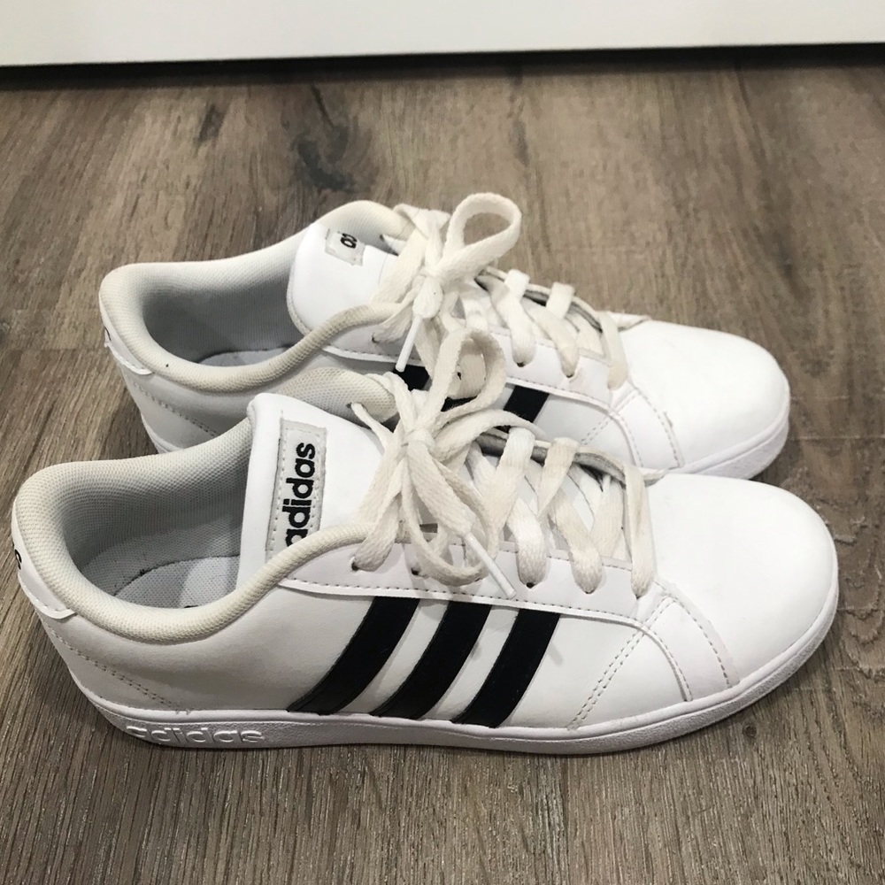 Kids Adidas Grand Court Shoes